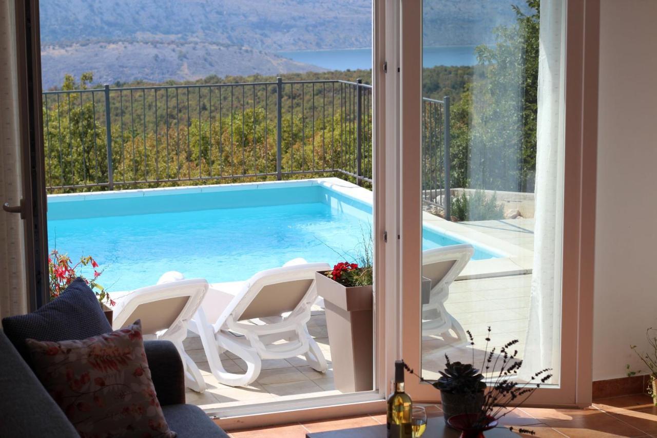 Holiday Home Aqua Шмрика Экстерьер фото